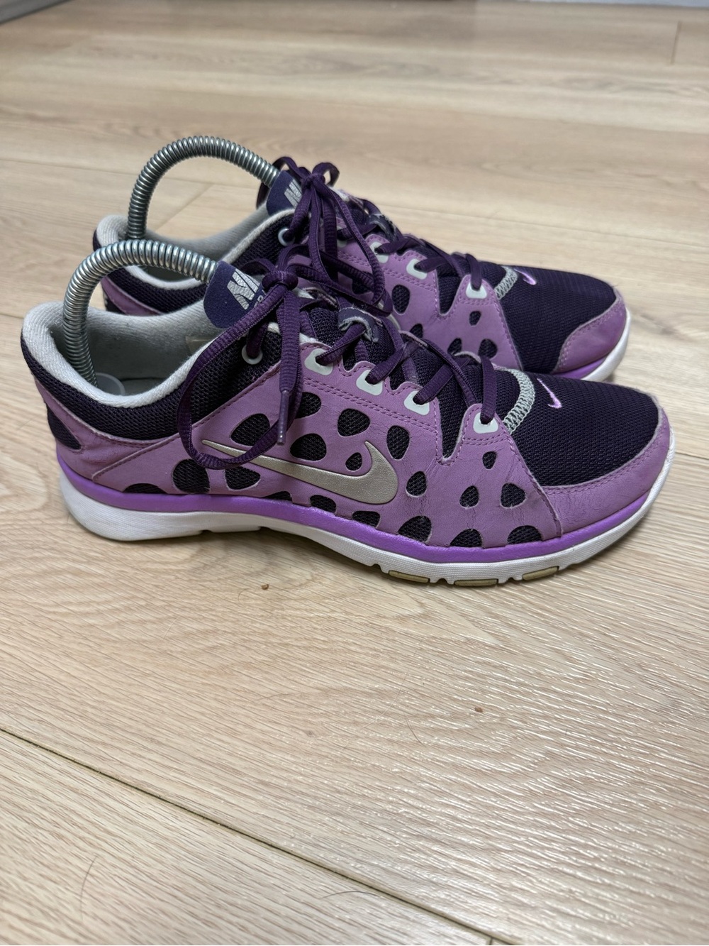 Nike Flex Supreme Women’s Purple and Dark Purple Training Sneakers 8.5
